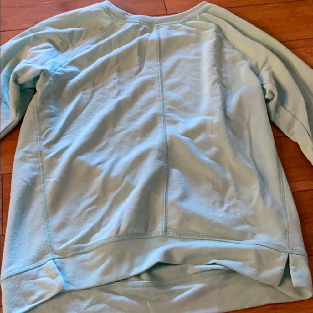 Mint workout pullover